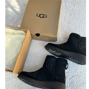 NEW UGG Australia Kristin Black Water Resist Wedge Short Boots Size 7